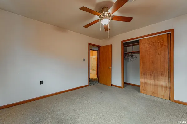 $150,000 | 240 Regent Street, Lincoln, IL 62656