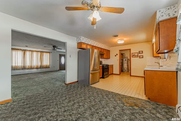 $150,000 | 240 Regent Street, Lincoln, IL 62656