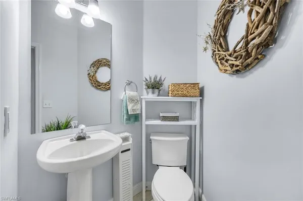 $2,500 | 2110 Cay Lagoon Drive, Unit 122, Naples, FL 34109