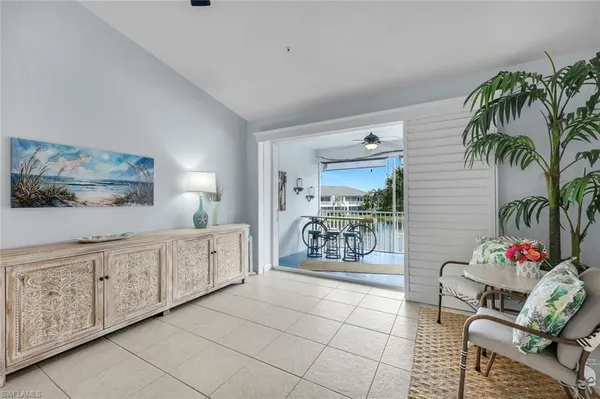 $2,500 | 2110 Cay Lagoon Drive, Unit 122, Naples, FL 34109