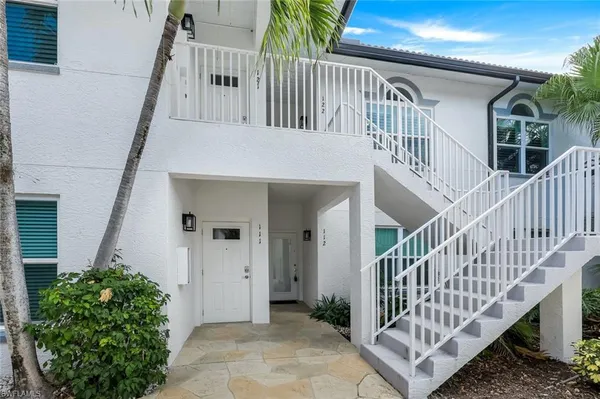 $2,500 | 2110 Cay Lagoon Drive, Unit 122, Naples, FL 34109