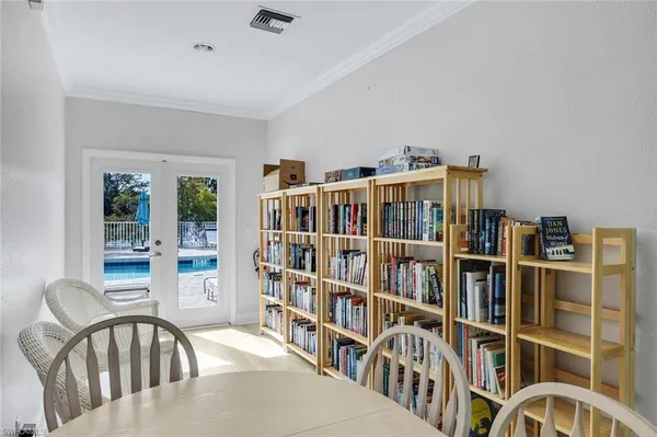 $2,500 | 2110 Cay Lagoon Drive, Unit 122, Naples, FL 34109