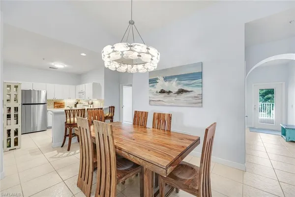 $2,500 | 2110 Cay Lagoon Drive, Unit 122, Naples, FL 34109