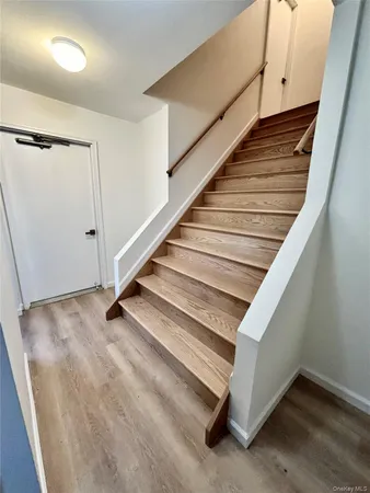 $2,000 | 28 Davis Street, Unit 1, Beacon, NY 12508