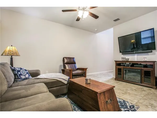 $2,599 | 929 Jamesville Lane, Plano, TX 75074