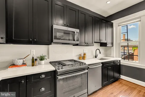 $389,000 | 1860 California Street Northwest, Unit 401, Washington, DC 20009