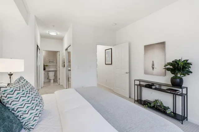 $788,500 | 1982 West Bayshore Road, Unit 121, East Palo Alto, CA 94303