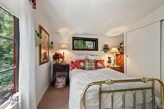 $1,598,500 | 5995 Vine Hill Road, Sebastopol, CA 95472