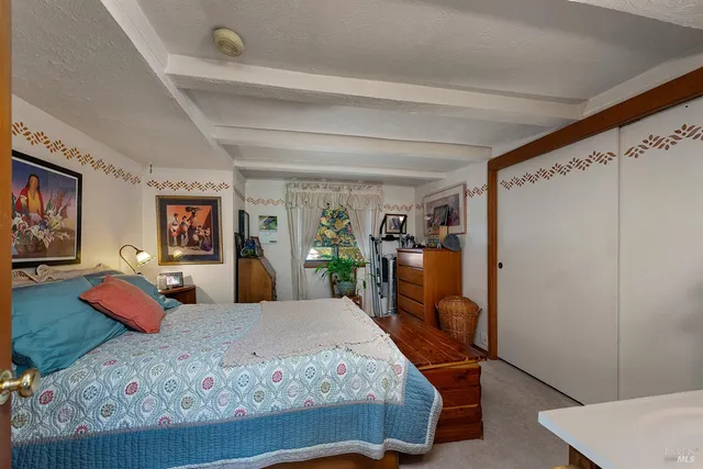 $1,598,500 | 5995 Vine Hill Road, Sebastopol, CA 95472