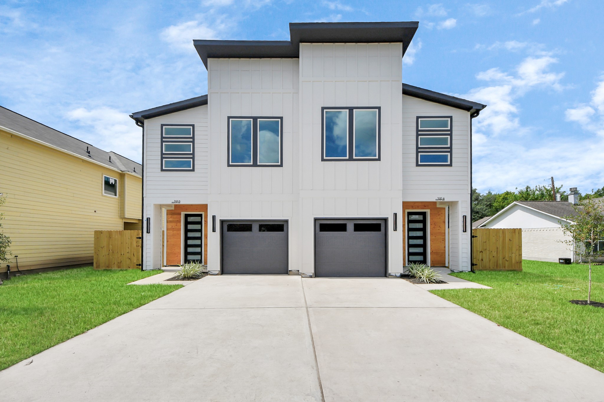 3110 Dawson Lane, Unit A Houston, TX 77051 - Photo 2 of 32 a house with a outdoor space