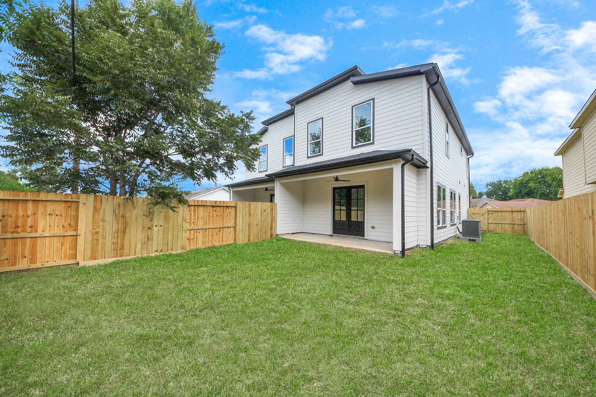 3110 Dawson Lane, Unit A Houston, TX 77051 - Photo 30 of 32 a view of backyard of house with green space