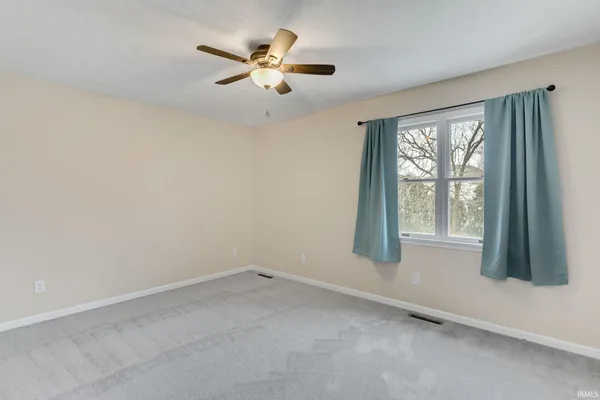 $399,900 | 14500 Skybreeze Drive, Granger, IN 46530