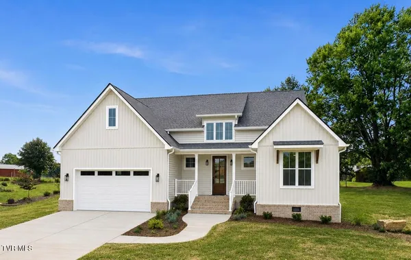 $684,900 | 2040 Carson Way, Piney Flats, TN 37686
