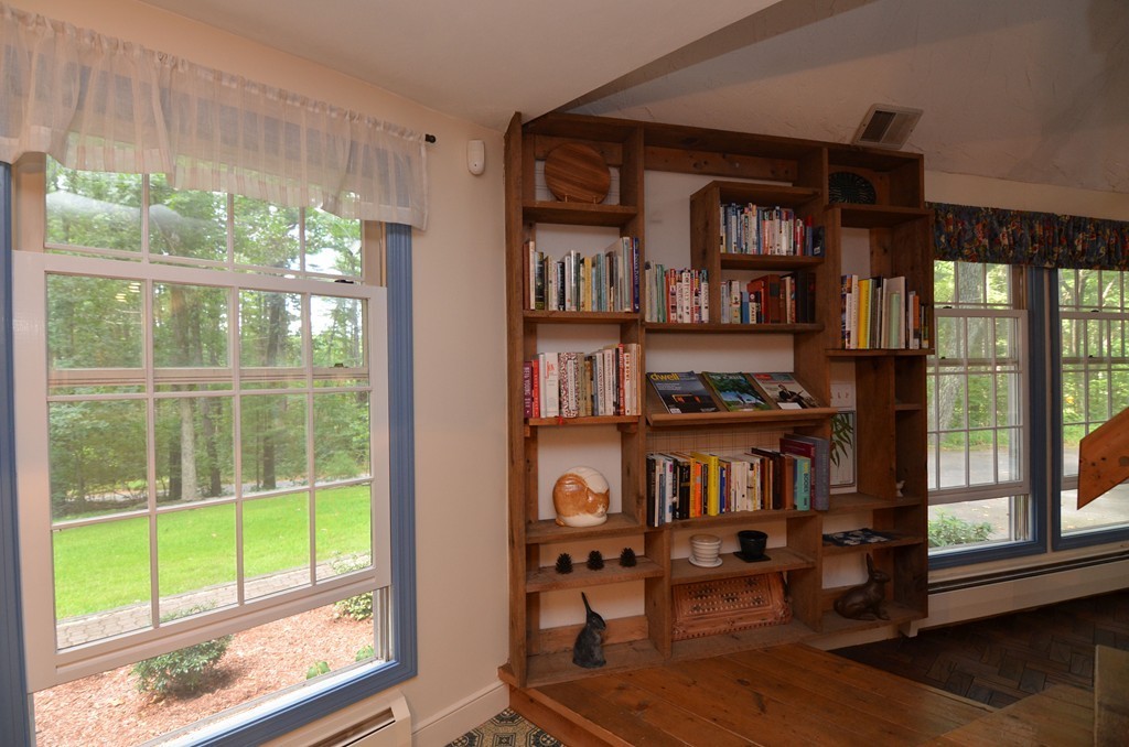 36 South Shaker Road Harvard, MA 01451 - Photo 4 of 30