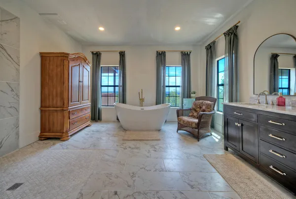 $1,249,000 | 198 Rolling Oak Drive, Elgin, TX 78621