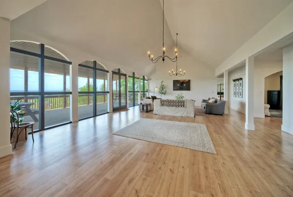 $1,249,000 | 198 Rolling Oak Drive, Elgin, TX 78621