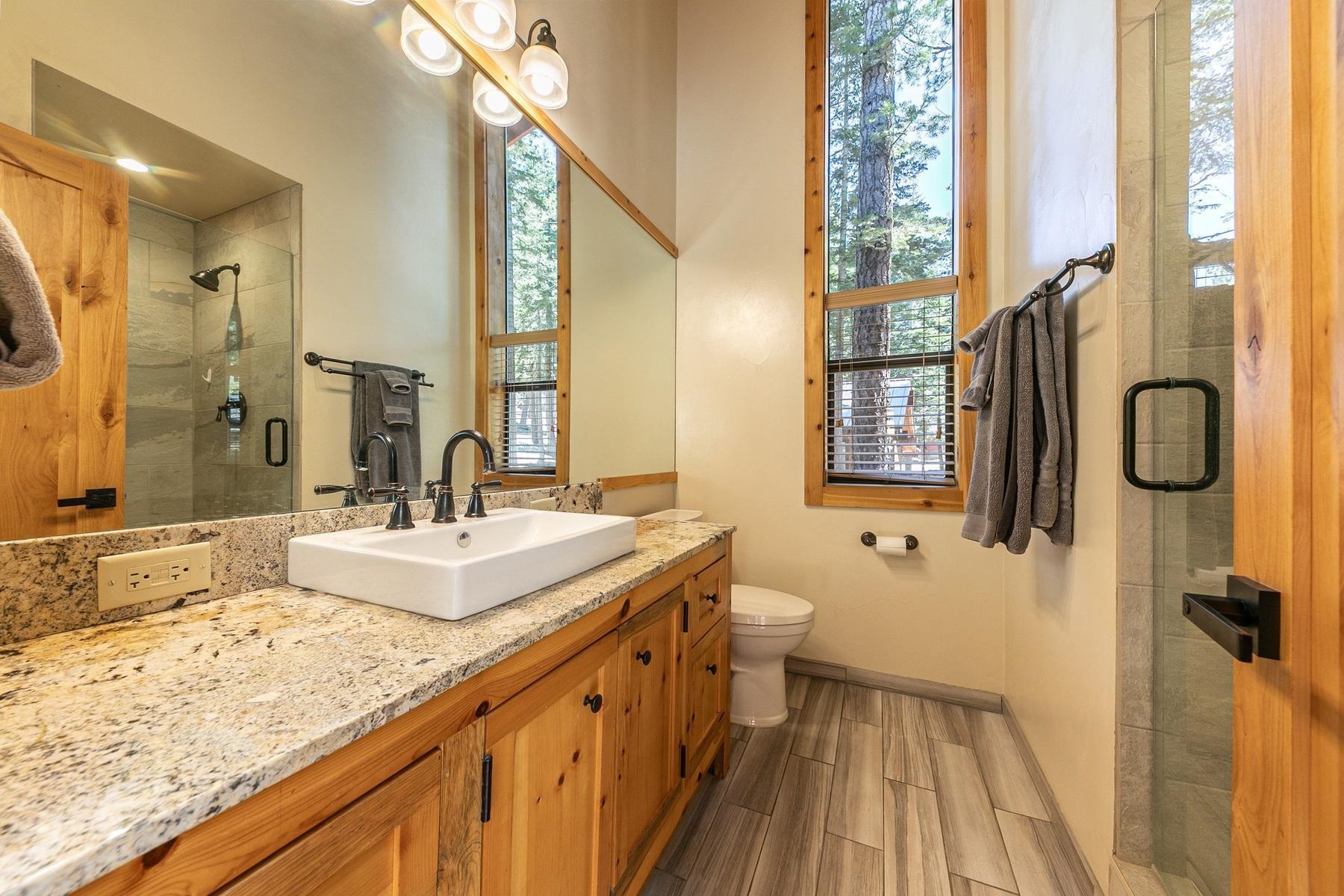 1402 Oxen Run Road Truckee, CA 96161 - Photo 13 of 28