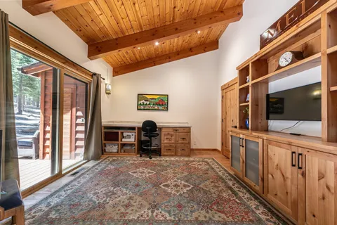 $2,385,000 | 1402 Oxen Run Road, Truckee, CA 96161