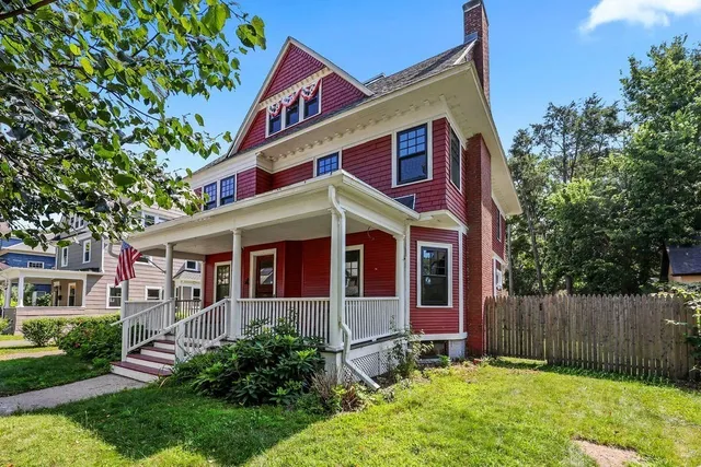 $350,000 | 15 Mountainview Street, Springfield, MA 01108