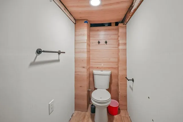 $350,000 | 15 Mountainview Street, Springfield, MA 01108