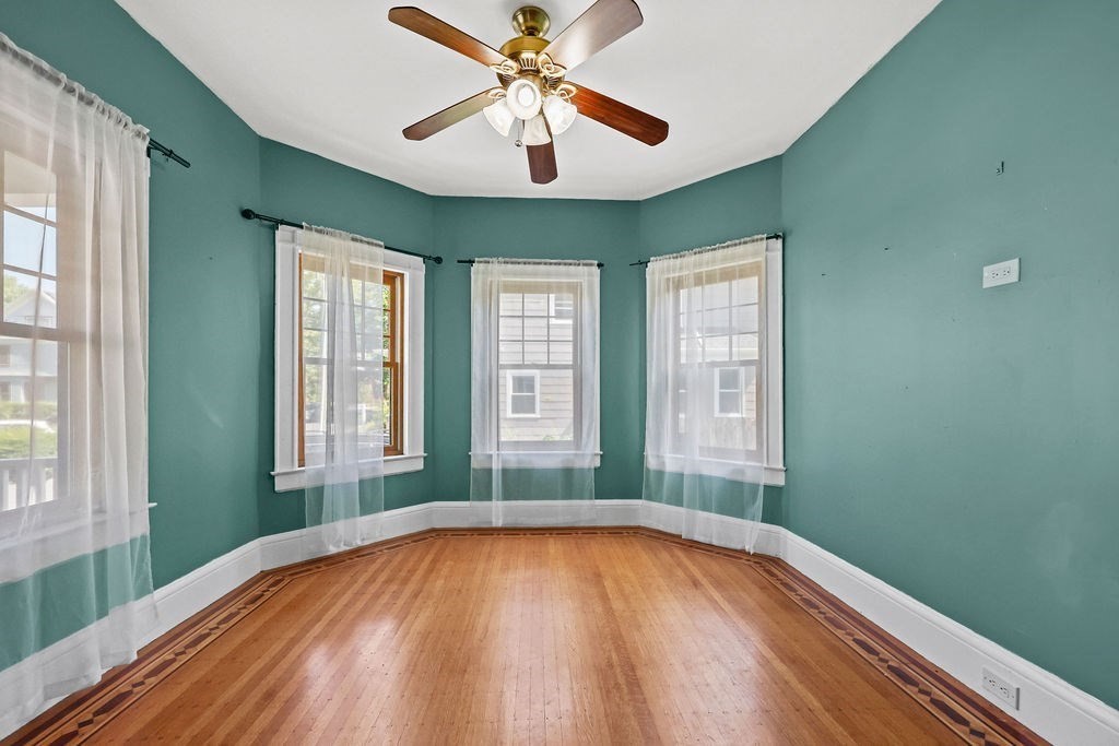 15 Mountainview Street Springfield, MA 01108 - Photo 4 of 37 Gallery Image 4