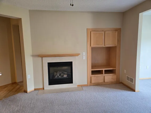 $2,100 | 7445 Timber Crest Drive South, Cottage Grove, MN 55016