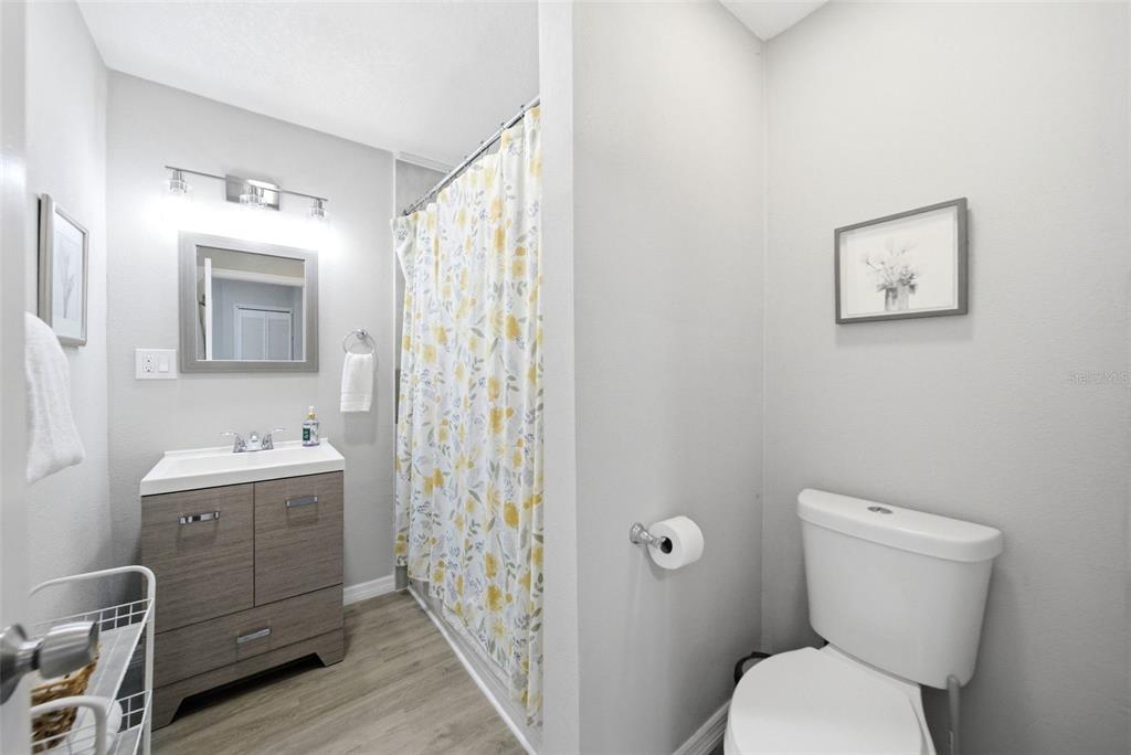 7250 Treasure Island Road Leesburg, FL 34788 - Photo 20 of 34