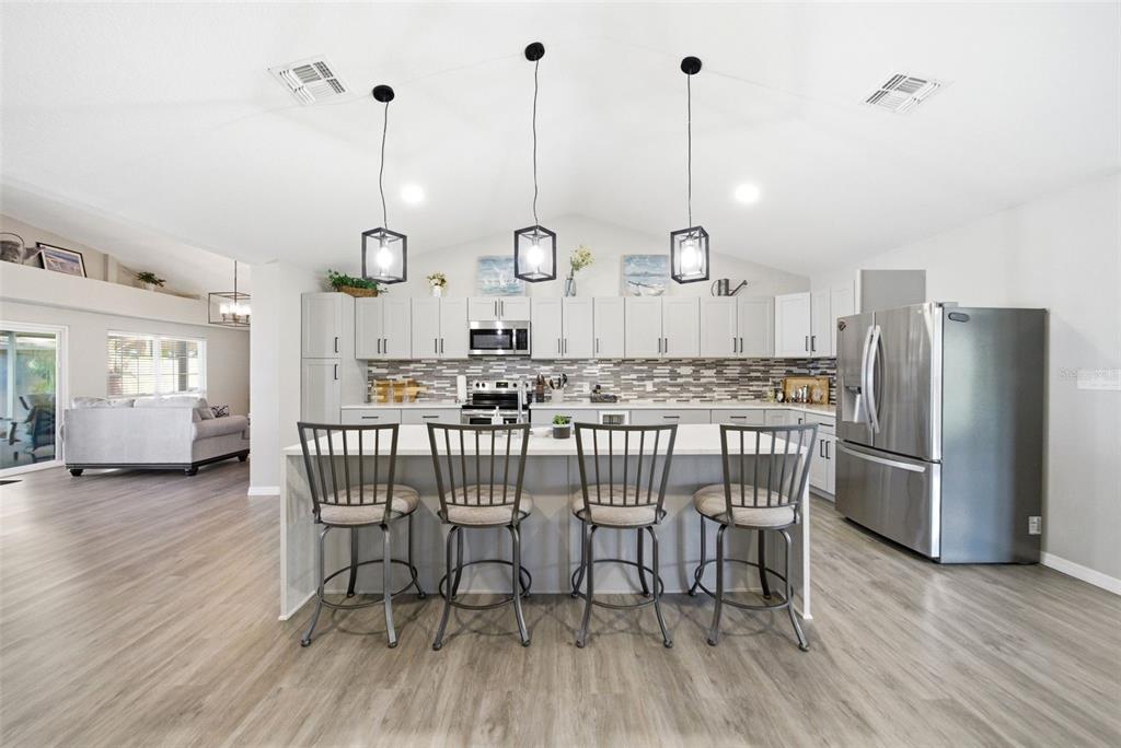 7250 Treasure Island Road Leesburg, FL 34788 - Photo 6 of 34