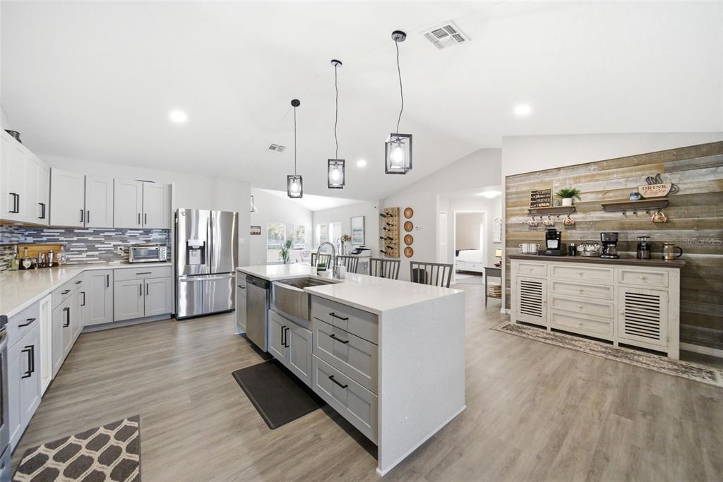 7250 Treasure Island Road Leesburg, FL 34788 - Photo 8 of 34