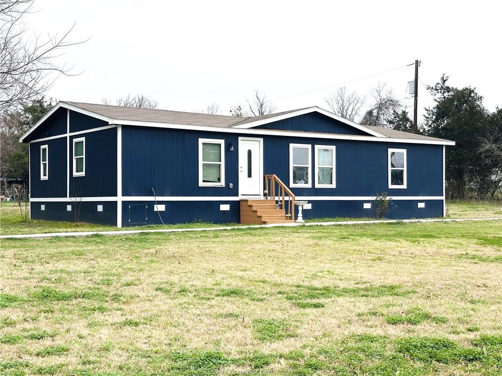 704 Riley Street Rockdale, TX 76567 - Photo 1 of 27