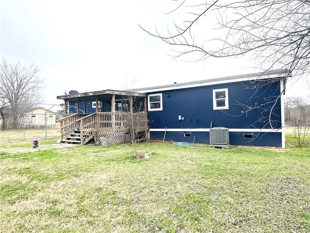 $175,000 | 704 Riley Street, Rockdale, TX 76567