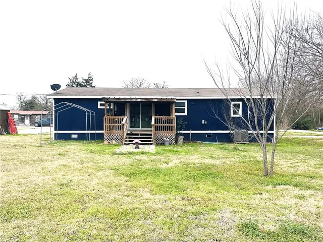 $175,000 | 704 Riley Street, Rockdale, TX 76567