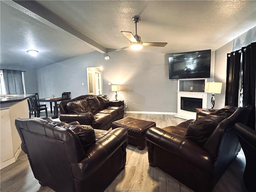 704 Riley Street Rockdale, TX 76567 - Photo 5 of 27