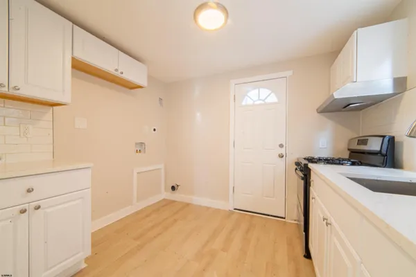 $1,500 | 115 North Delancy Place, Unit 1, Atlantic City, NJ 08401