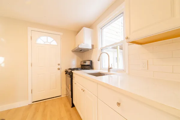 $1,500 | 115 North Delancy Place, Unit 1, Atlantic City, NJ 08401