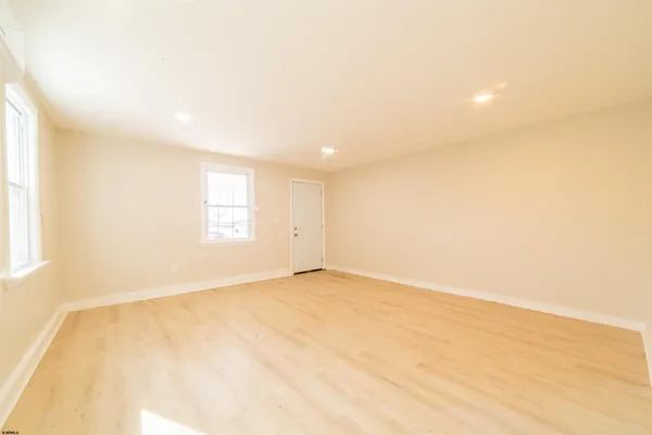 $1,500 | 115 North Delancy Place, Unit 1, Atlantic City, NJ 08401