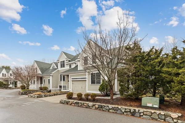 $1,599,000 | 38 Courtyard Place, Unit 38, Lexington, MA 02420