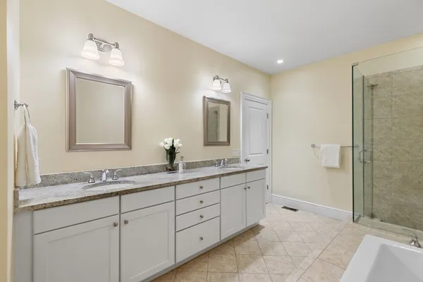 $1,599,000 | 38 Courtyard Place, Unit 38, Lexington, MA 02420