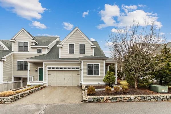 $1,599,000 | 38 Courtyard Place, Unit 38, Lexington, MA 02420