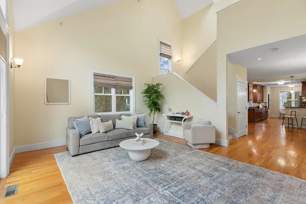 $1,599,000 | 38 Courtyard Place, Unit 38, Lexington, MA 02420