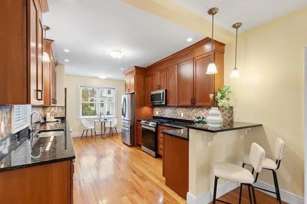 $1,599,000 | 38 Courtyard Place, Unit 38, Lexington, MA 02420