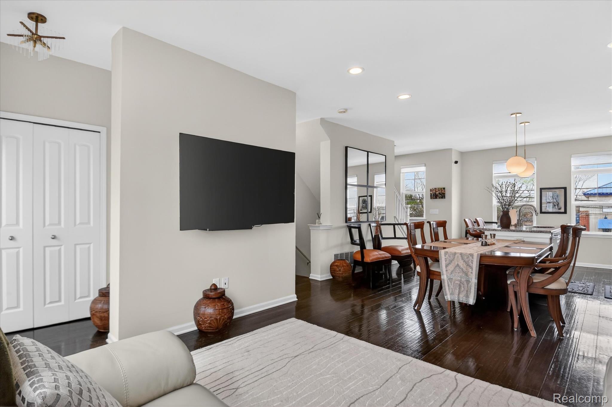 2500 Normandy Road, Unit 2 Royal Oak, MI 48073 - Photo 5 of 35