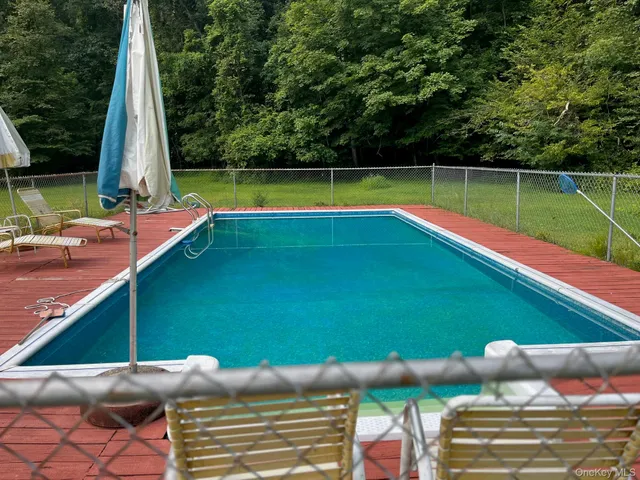 $3,794,900 | 116 Nissenbaum Drive, Spring Glen, NY 12483