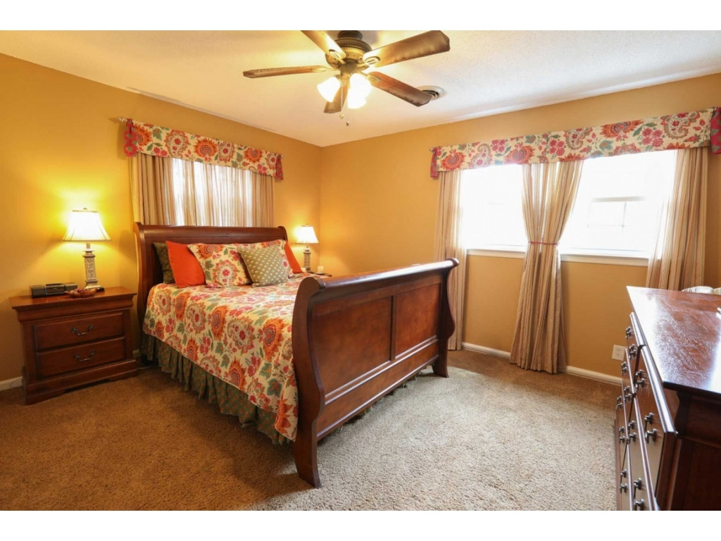 3 Sundale Road Johnson City, TN 37604 - Photo 17 of 29 Photo 17