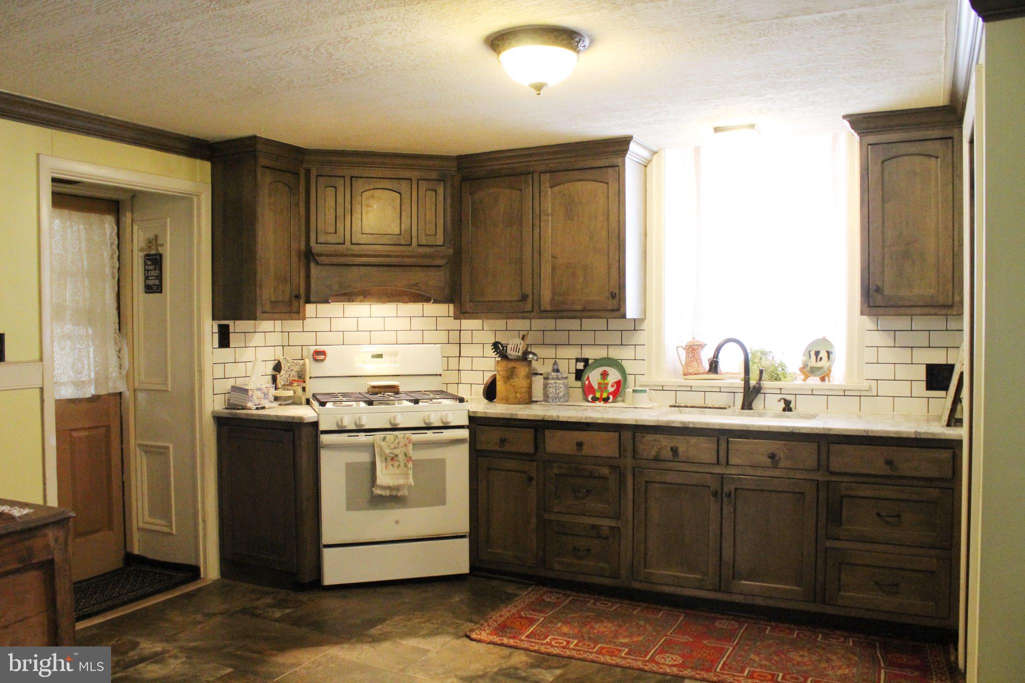 3796 Raccoon Valley Road Millerstown, PA 17062 - Photo 8 of 34 Gallery Image 8