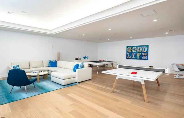 $13,900,000 | 4900 Boardwalk, Ventnor City, NJ 08406