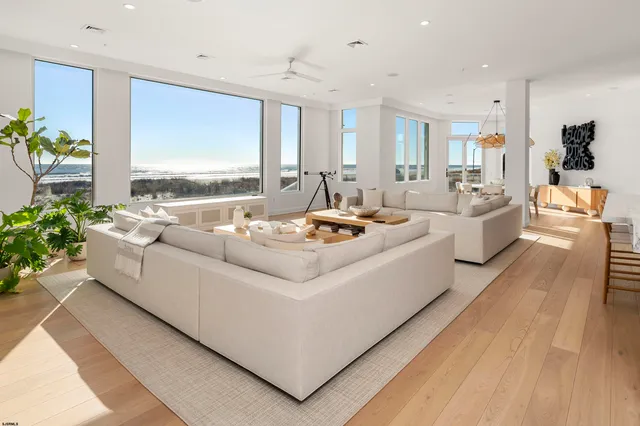 $13,900,000 | 4900 Boardwalk, Ventnor City, NJ 08406