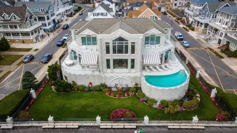 $13,900,000 | 4900 Boardwalk, Ventnor City, NJ 08406