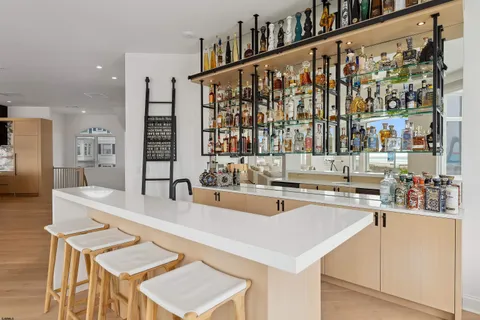 $13,900,000 | 4900 Boardwalk, Ventnor City, NJ 08406