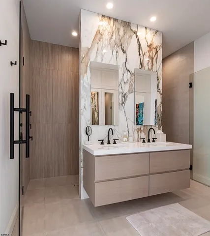 $13,900,000 | 4900 Boardwalk, Ventnor City, NJ 08406